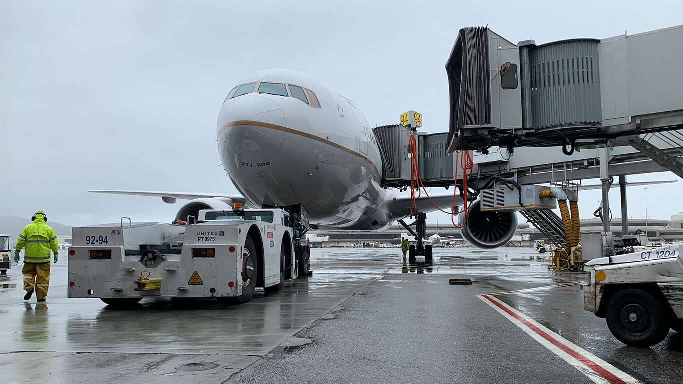 United aircraft at the gate